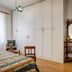 La Rocca Apartment
